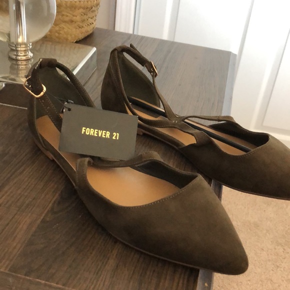 F21 pointy flats - Picture 4 of 5